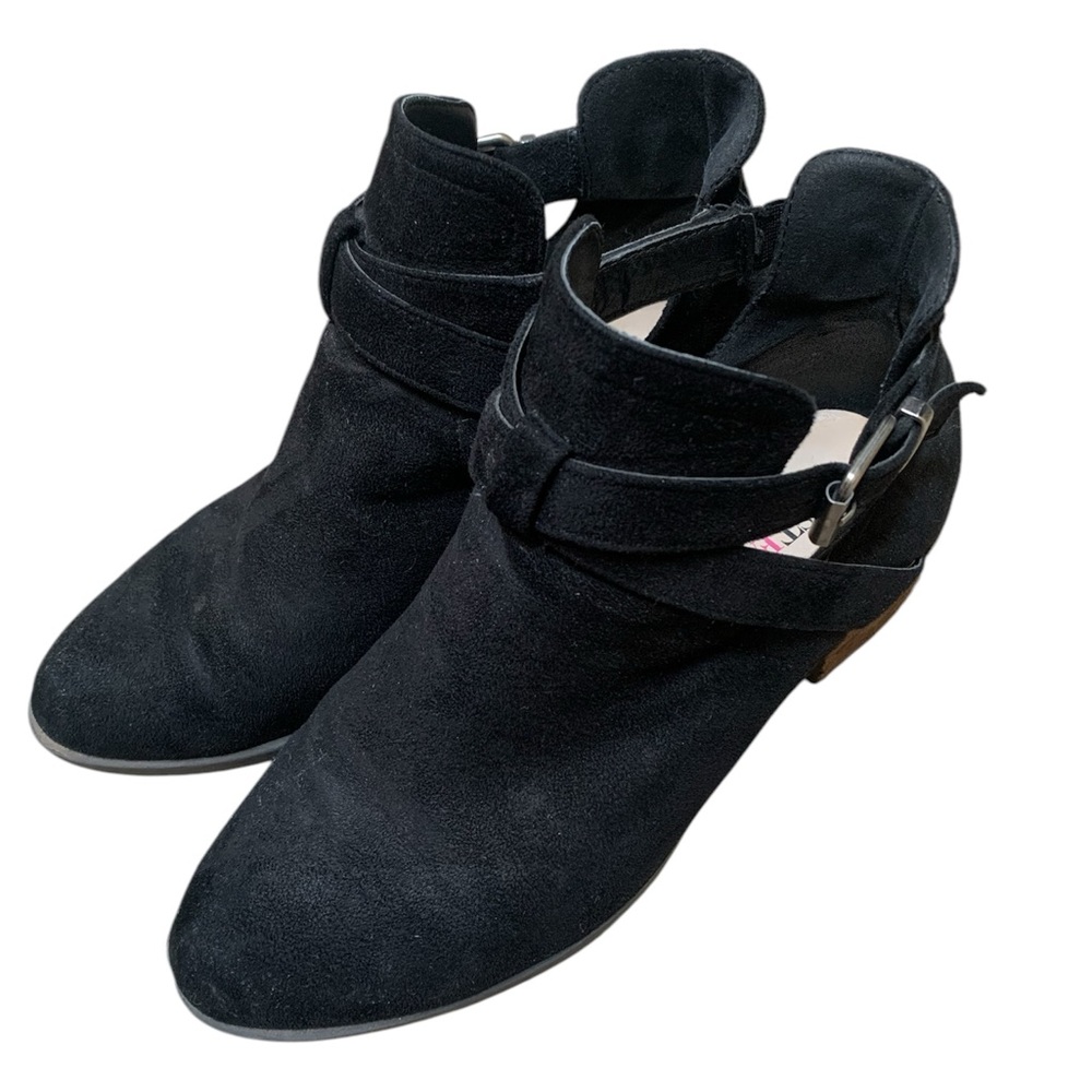 JustFab Womens Black Suede Ankle Boots